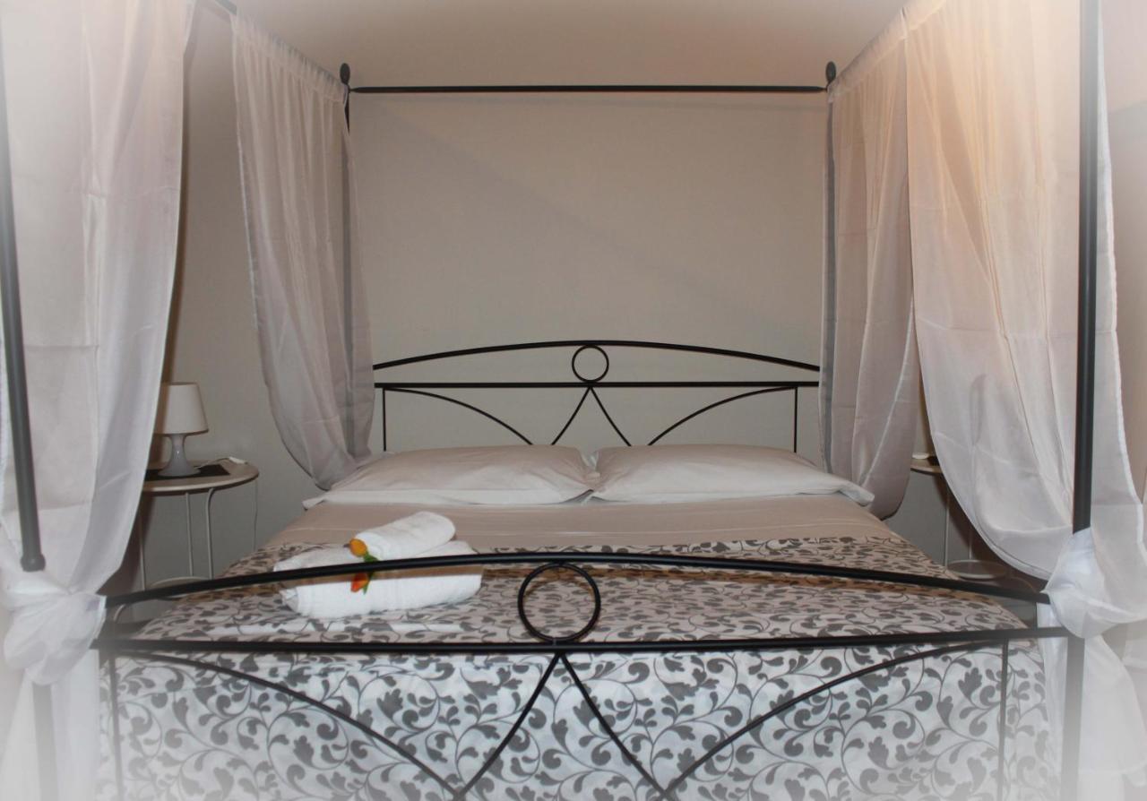 Bed and Breakfast I 2 Puttini Катанія Екстер'єр фото