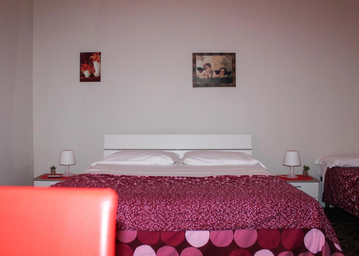Bed and Breakfast I 2 Puttini Катанія Екстер'єр фото